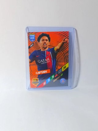 Cromo FIFA 365 captain