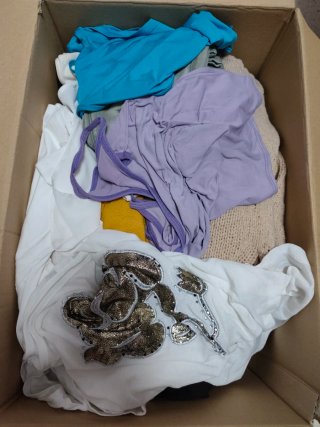 Caja Ropa Variada