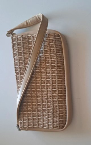 Bolso de fiesta beige y marrón