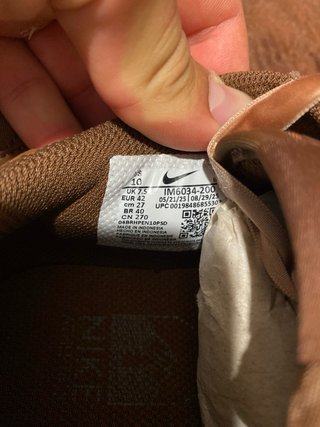 Nike Cortez Marrones y Doradas