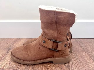 Botas UGG Marrones Multiposición Talla 37