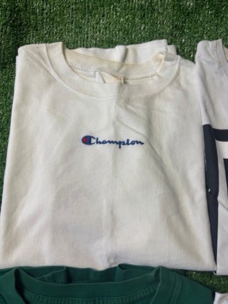Lote de 6 camisetas de marca: levis puma champion