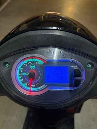 Sym Symphony 125cc Scooter Negra