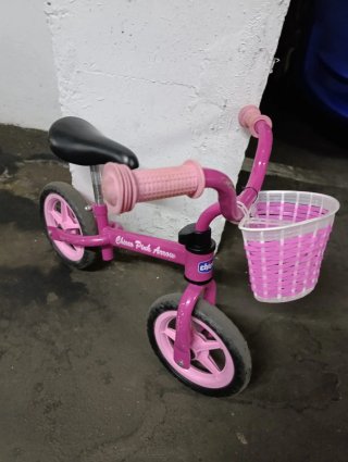 Bicicleta de equilibrio rosa Chicco