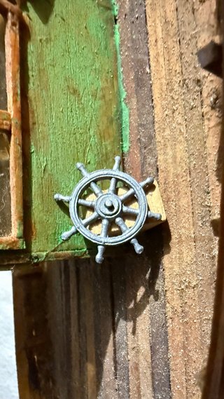 Maqueta de barco de madera detallada