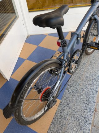 Bicicleta pieghevole Decathlon grigia