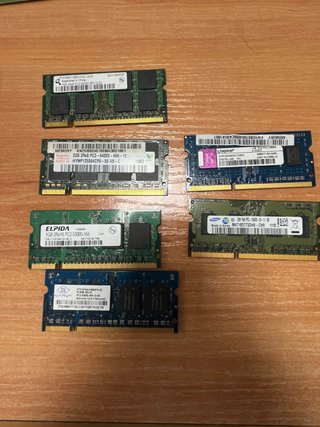 Memoria RAM DDR2 Portátil Varias Marcas