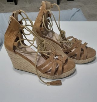 Sandalias cuña esparto gladiador