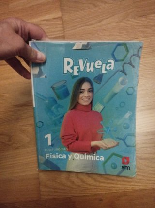 Física y Química 1o Bachillerato : Revuela