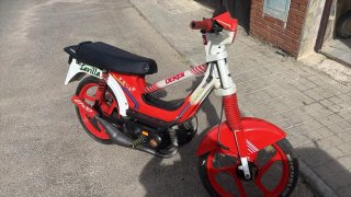 Derbi Variant Eléctrica Roja y Blanca