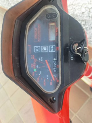 Derbi Variant Eléctrica Roja y Blanca