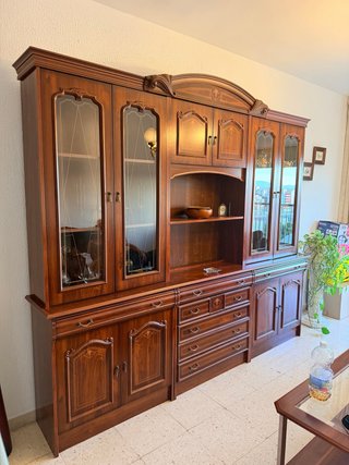 Armario vintage madera y cristal