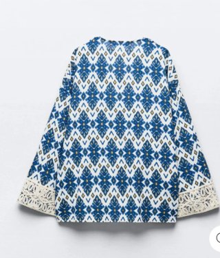 Chaqueta Zara Estampada Azul y Blanca y pantalón