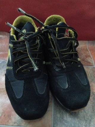Zapatos de seguridad Cofra negros y amarillos