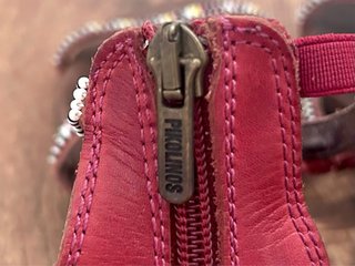 Sandalias Pikolinos abalorios y tiras trenzadas