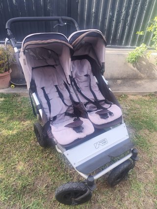 Carrito Gemelar Mountain Buggy