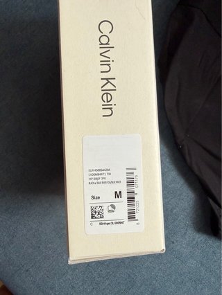 1 Calvin Klein Slip Negro Talla M