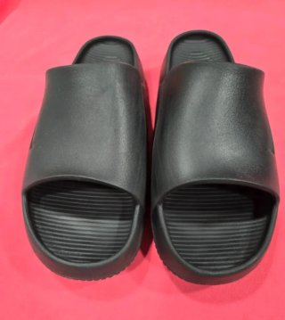 Ciabatte Nike nere taglia 40,5