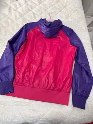 Chaqueta Nike Rosa y Morada