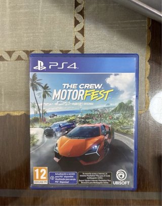 PS4 + 4 giochi PS4