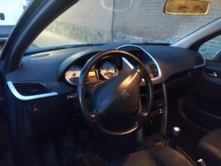 Peugeot 207 2006