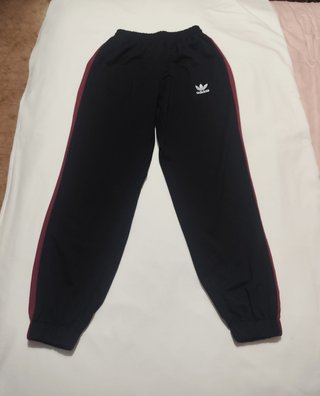 Pantalón Chándal Adidas Originals – Talla  S o M