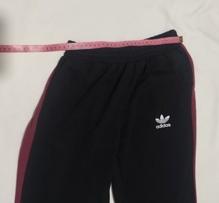 Pantalón Chándal Adidas Originals – Talla  S o M