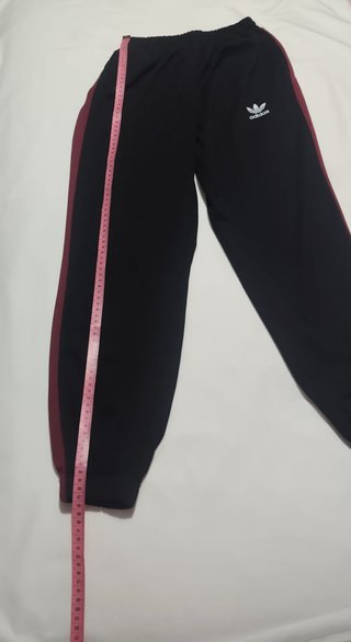 Pantalón Chándal Adidas Originals – Talla  S o M