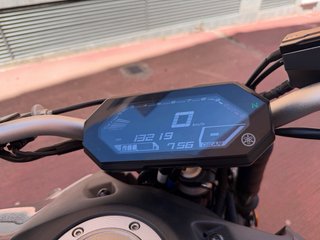 Yamaha MT07 Negra y Roja