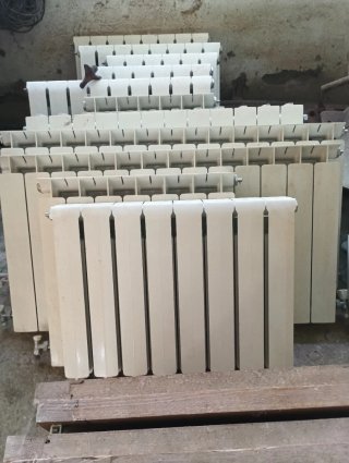 Puerta y radiadores 11