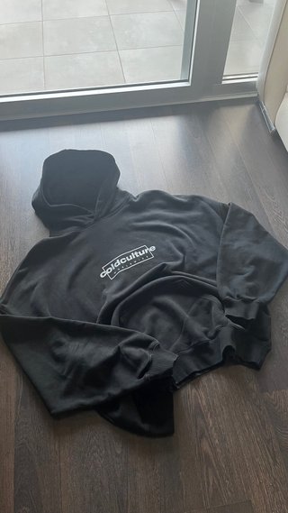Sudadera Cold Culture Negra
