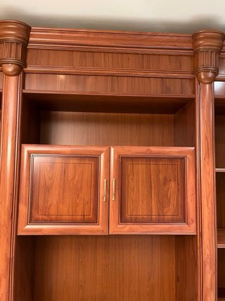 Mueble de salón madera y cristal