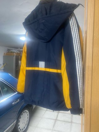 Chaqueta anorak deportiva con capucha
