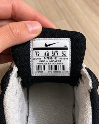 Zapatillas Nike Botín talla 38,5 Medida 24 cm