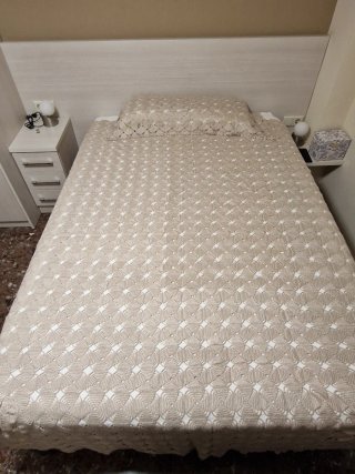 Cubiertas de ganchillo para cama