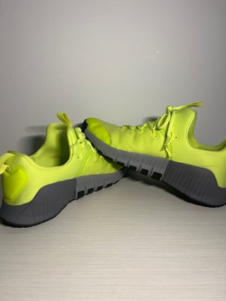 Zapatillas Nike Metcon Grises y Amarillas