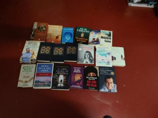 Libros si alguien los quiere que venga a por ellos