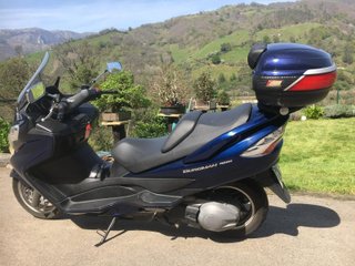Suzuki Burgman 400 Azul