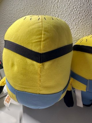 2 Peluches Minions