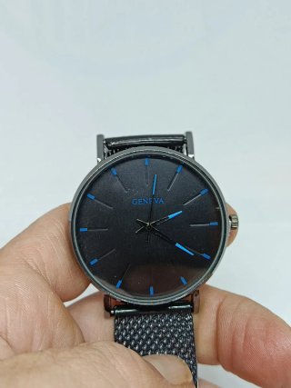 Reloj Geneva negro Mate Minimalista y azul