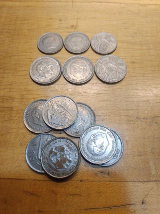 Lote monedas Franco 25 y 50 pts
