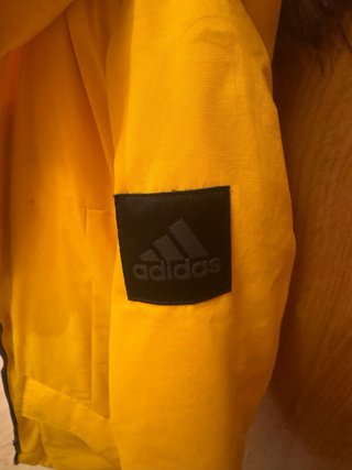 Abrigo Adidas Amarillo Talla XS