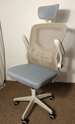 Silla Blanca y Beige Diseño Escandinavo