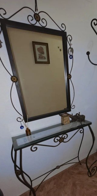 Mueble recibidor con espejo