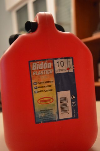 Bidón de combustible rojo 10L