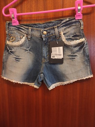 Shorts vaqueros Lois Jeans con encaje