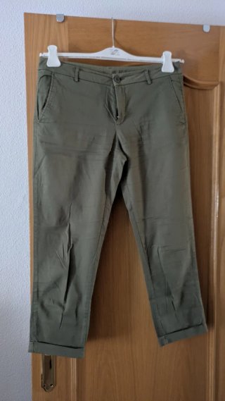 Pantalón verde oliva