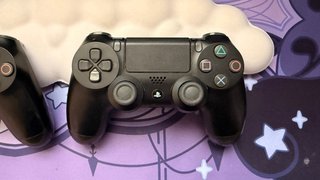 PS4 Slim Negra con 2 Mandos