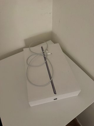 iPad 9ª Gen Space Gray con Cargador