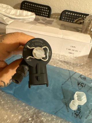 Inyector BOSCH 0445110311 NUEVO 1.6 HDi PSA